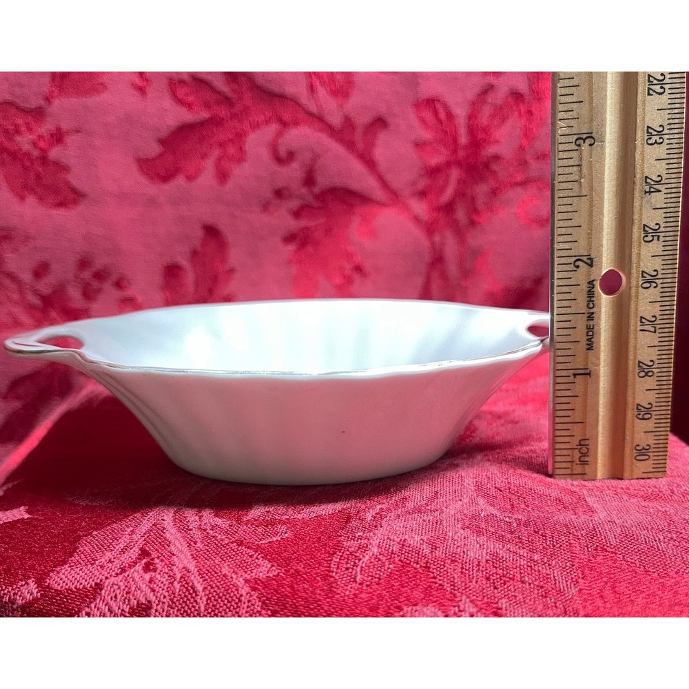 Royal Albert Val D'or White Gold Trim Bone China 2 Handle Sweetmeat Dish England - Picture 10 of 10
